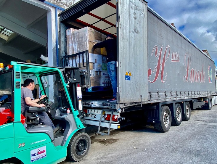  Santander envía hoy un segundo camión con ayuda humanitaria para el pueblo ucraniano