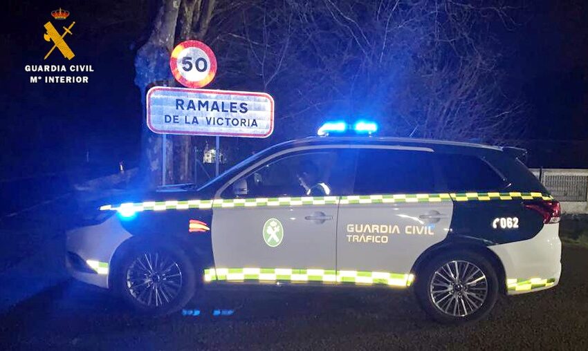  La Guardia Civil localiza al conductor que presuntamente atropelló a dos personas en Ramales y se dio a la fuga