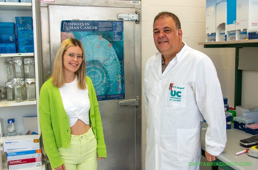Los investigadores María Merino y José Pedro Vaqué, en su laboratorio de la Facultad de Medicina.