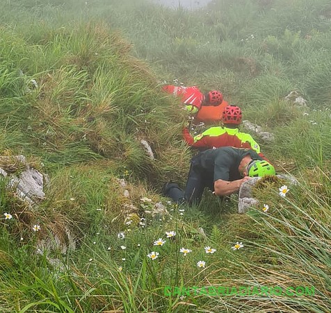  Rescatado un senderista que cayó desde una altura de seis metros en el Pico San Vicente de Ramales