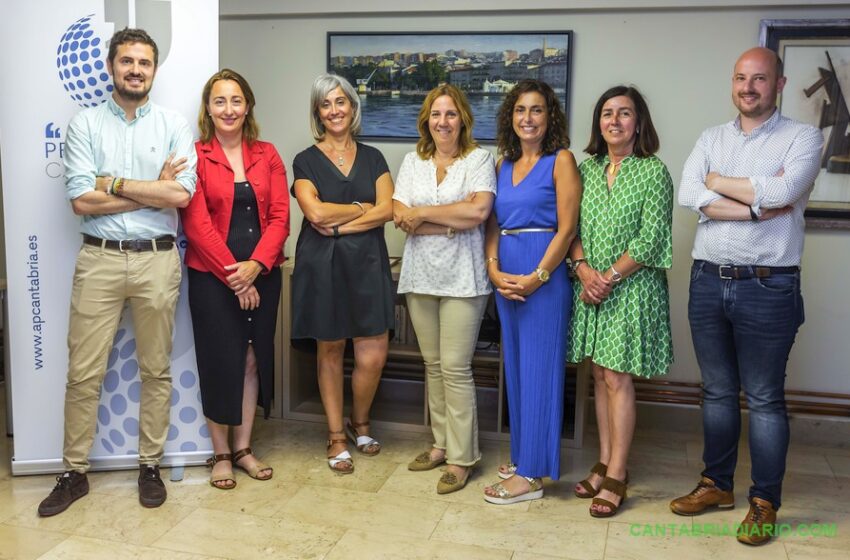  Toma posesión la nueva junta directiva de la Asociación de Periodistas de Cantabria