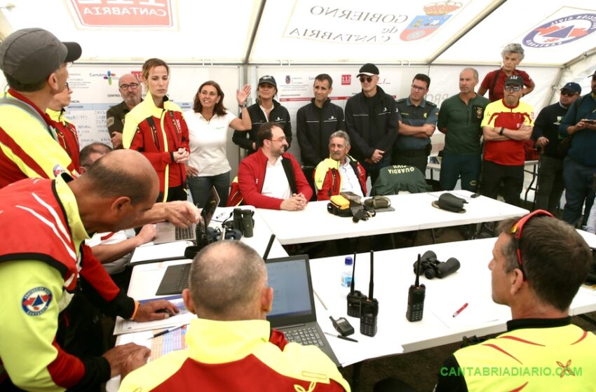  Revilla y Barbón asisten a un simulacro de rescate en Picos de Europa