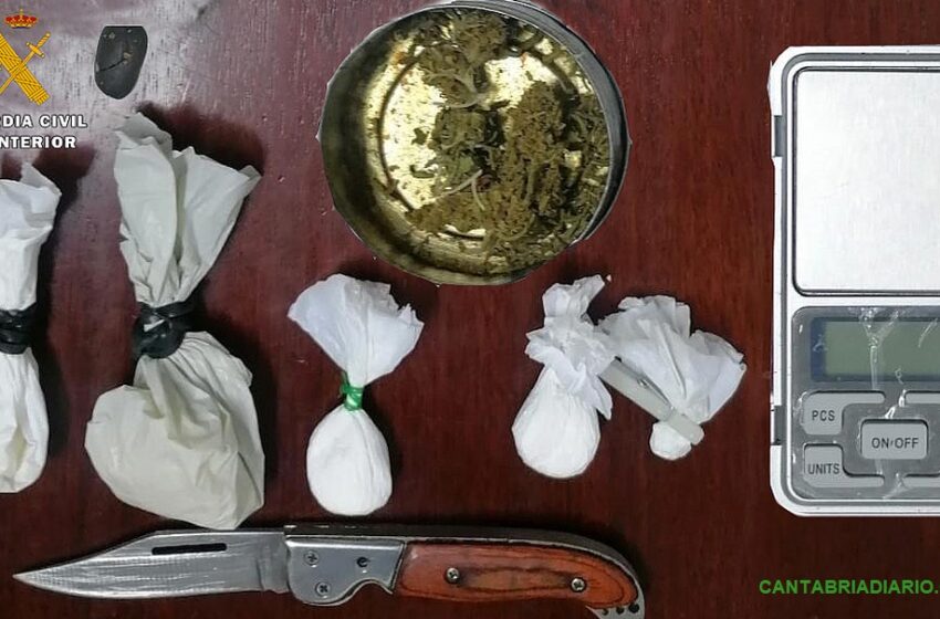 La Guardia Civil detiene en Noja a tres varones con diferentes sustancias estupefacientes