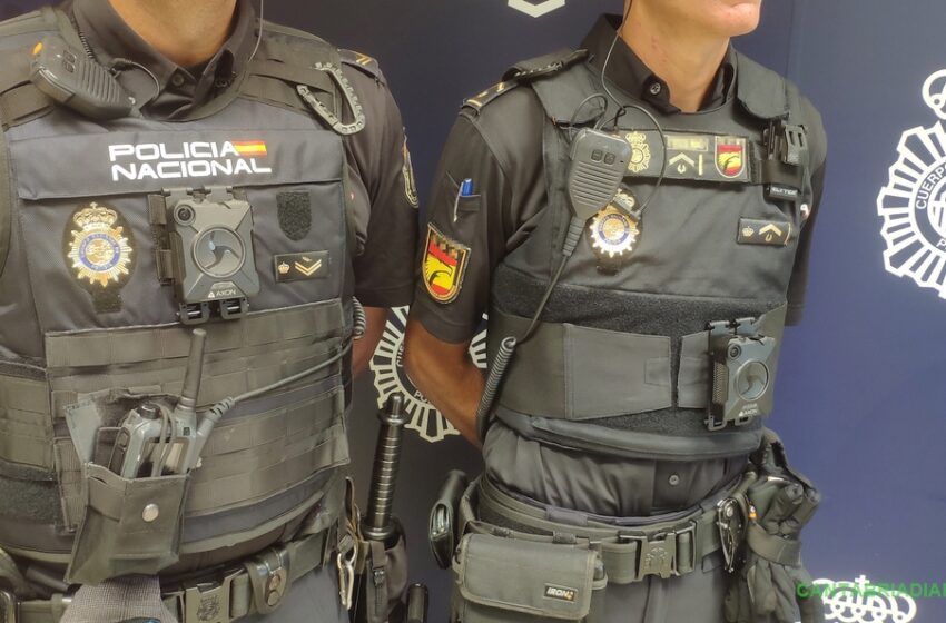  La Policía Nacional estrena los Dispositivos de Grabación Unipersonal en sus intervenciones policiales