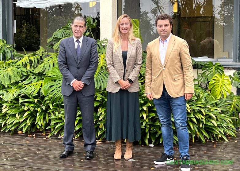 El Ayuntamiento de Santander y Hostelería estudian nuevas líneas de colaboración en materia de formación y empleo
