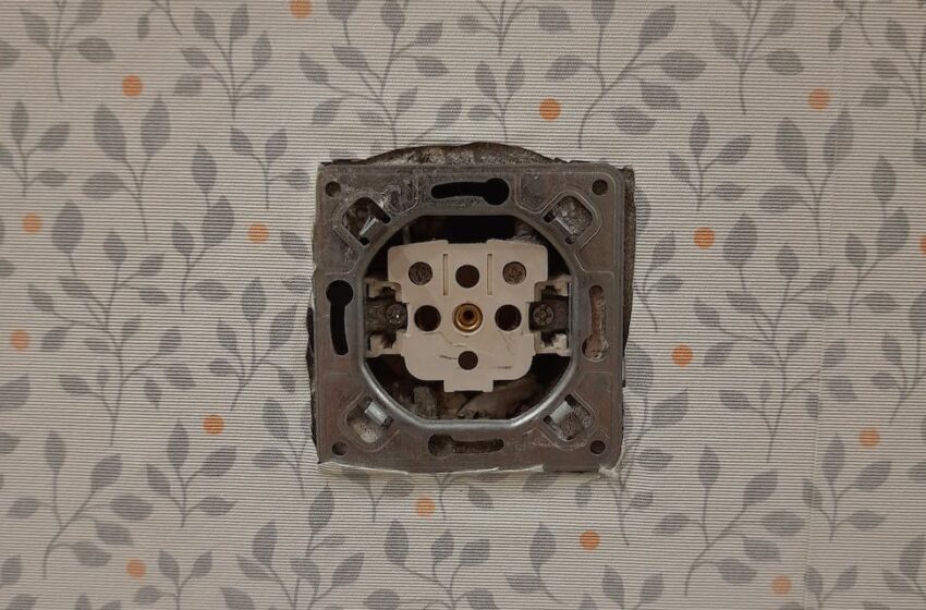 electric socket on wall