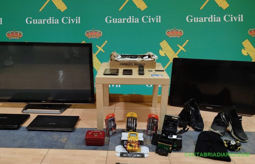La Guardia Civil detiene a los presuntos autores de seis robos con fuerza en Santoña