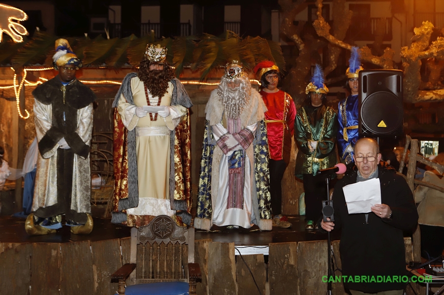 Los Reyes Magos inundan Cantabria de ilusión - En la imagen la Cabalgata de San Vicente de la Barquera