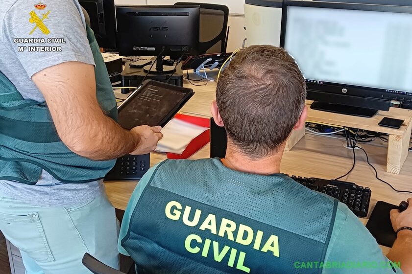 La Guardia Civil detiene a 11 personas en dos operaciones contra las estafas a través de internet
