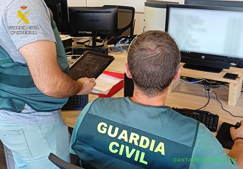 La Guardia Civil detiene a 11 personas en dos operaciones contra las estafas a través de internet