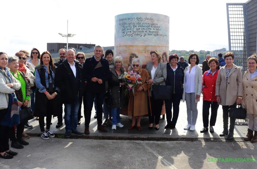 Las Rederas ya tienen un monumento en San Vicente de la Barquera