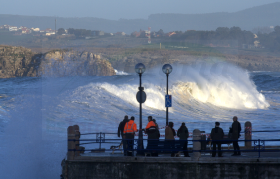  Santander activará mañana al mediodía el dispositivo preventivo ante la alerta por fenómenos costeros