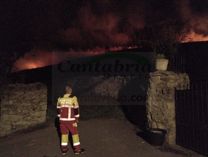 En alerta por los incendios provocados en Cantabria - Fotos: 112 Cantabria