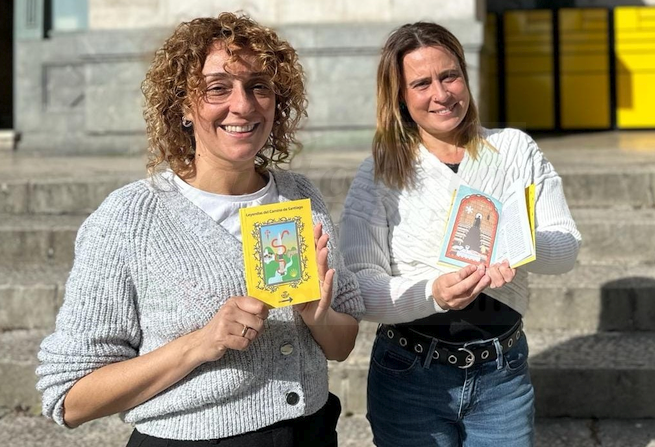  La oficina principal de Correos en Santander regala un libro de Leyendas a los peregrinos del Camino de Santiago