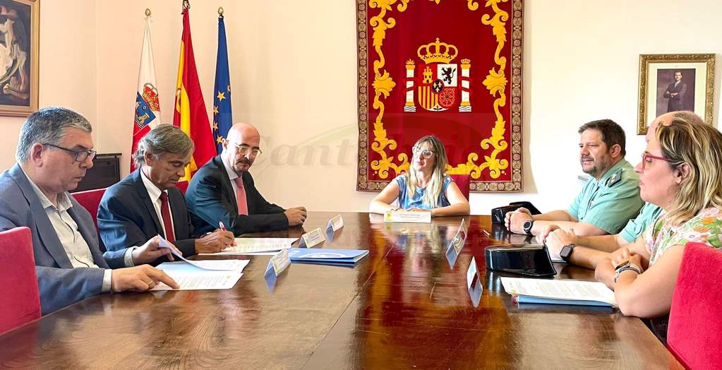 La Guardia Civil y la Hermandad de Donantes de Sangre animan a la donación