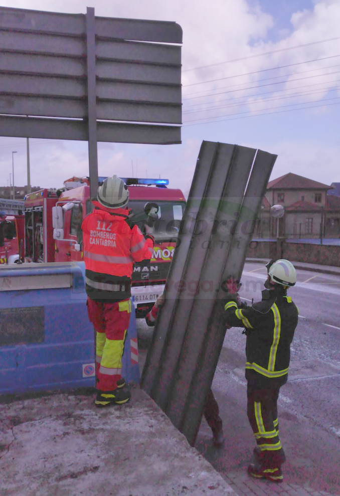 El 112 atiende en Cantabria 148 llamadas y 76 incidencias por viento y lluvias