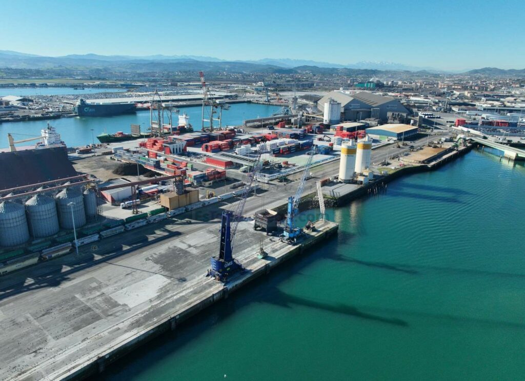 El Puerto licita la construcción del muelle de Raos 6
