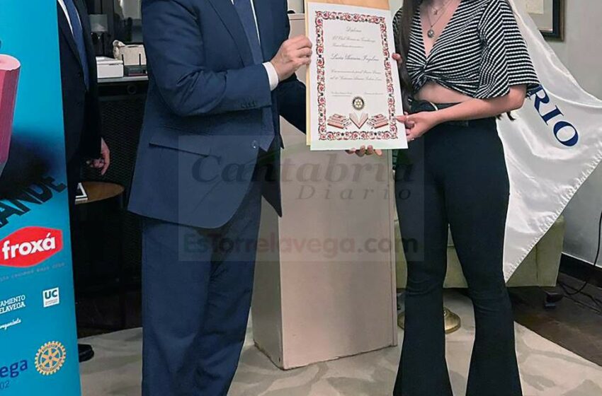  Martínez Abad destaca la contribución del certamen literario ‘Gabino Teira’ al fomento de la escritura entre los más jóvenes