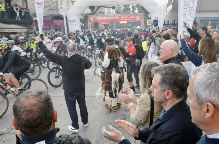 Cinco mil deportistas participan en «Los 10.000 del Soplao»