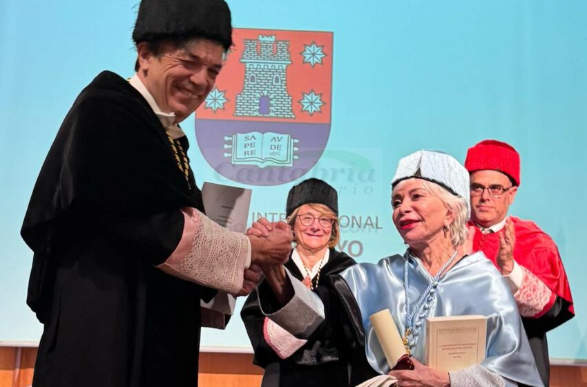  Isabel Allende es investida doctora honoris causa por la Universidad Internacional Menéndez Pelayo