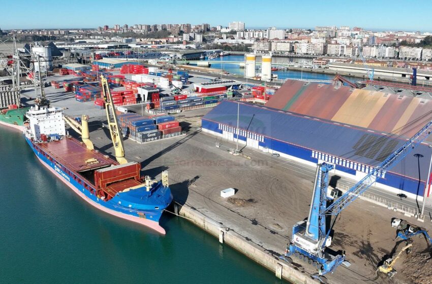  Crece el tráfico de mercancías en el puerto de Santander en mayo