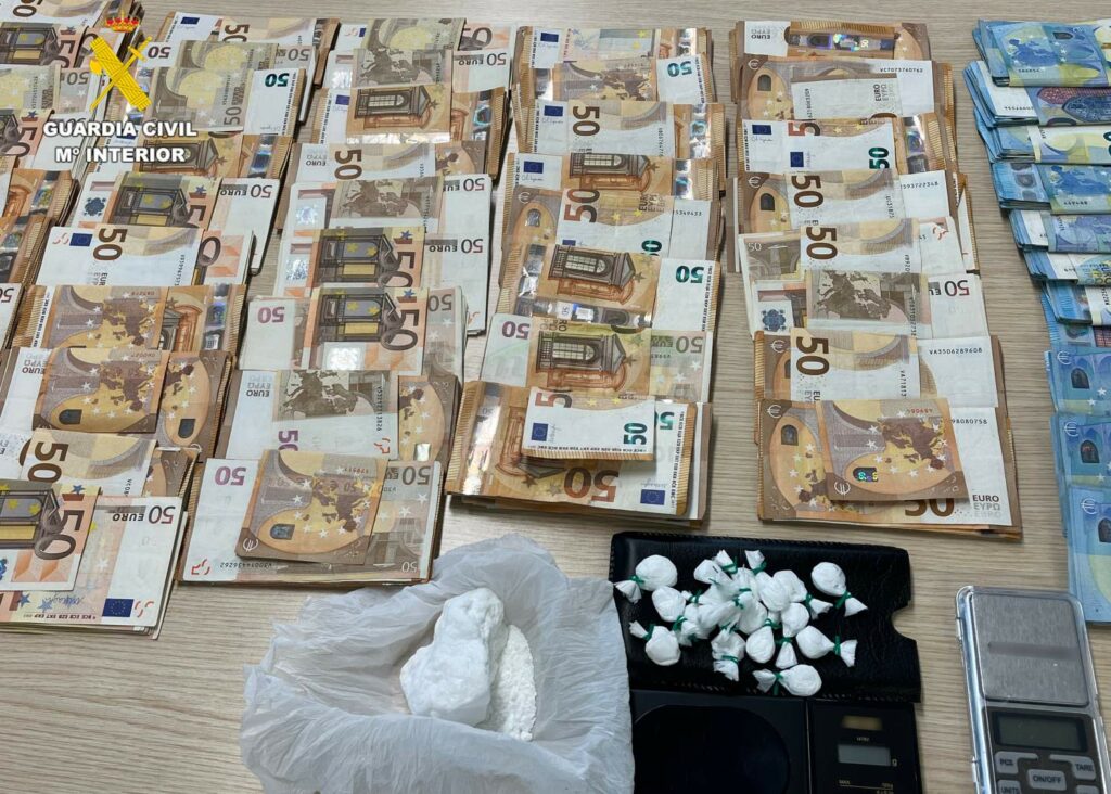 Detenido en Castro Urdiales un presunto distribuidor de cocaína