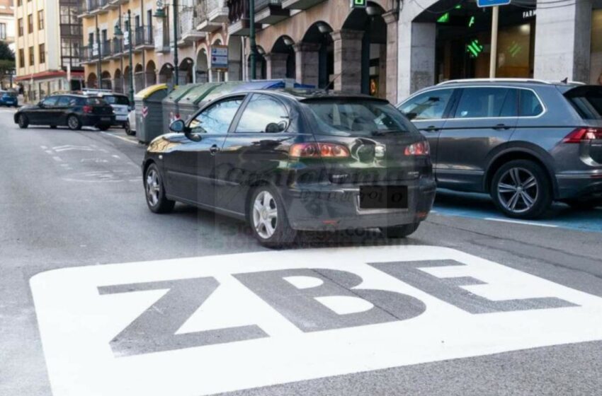  Una asociación comienza una campaña contra la Zona de Bajas Emisiones de Santander