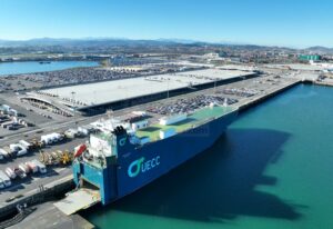 El puerto de Santander aumenta un 10% su tráfico de mercancías durante el mes de junio