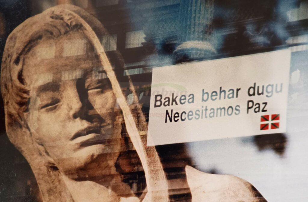 Fotomontaje realizado en Bilbao en el año 1997 - (C) Foto: David Laguillo/CANTABRIA DIARIO