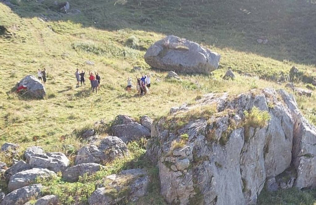 Rescatado un niño madrileño herido por una caída en el Pico San Carlos, en Camaleño