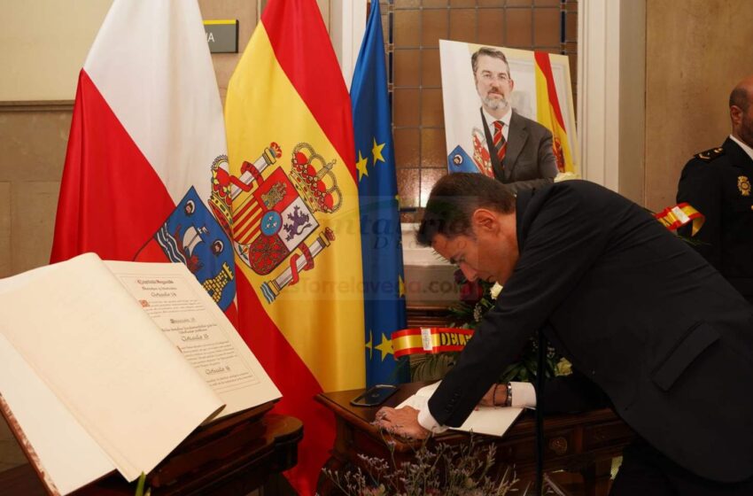 La Delegación del Gobierno acoge un homenaje a Agustín Ibáñez