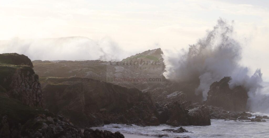 Aviso naranja por costeros - (C) Foto: David Laguillo/CANTABRIA DIARIO