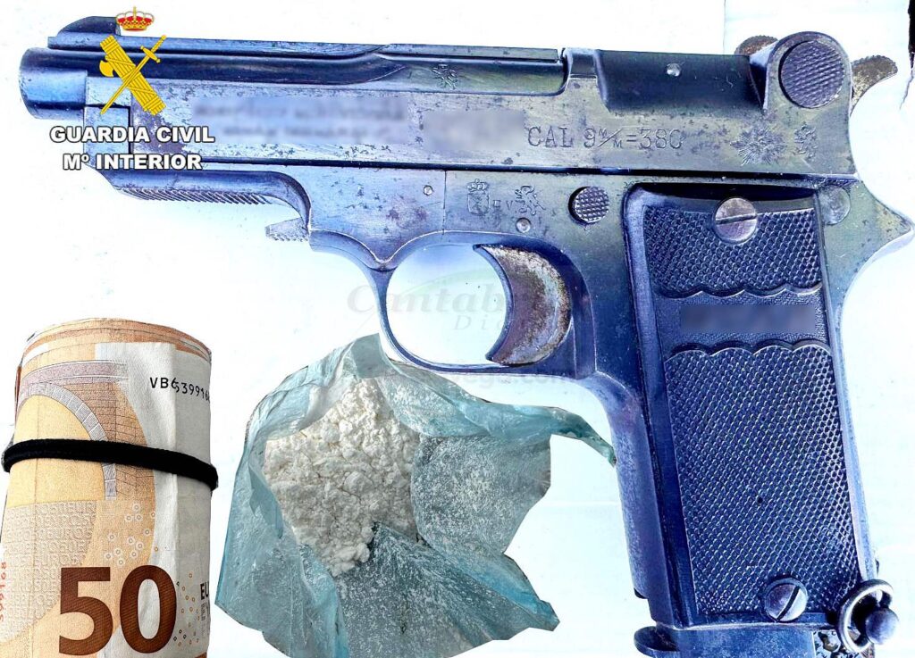 Detenido en Hazas de Cesto con una pistola, cocaína y dinero