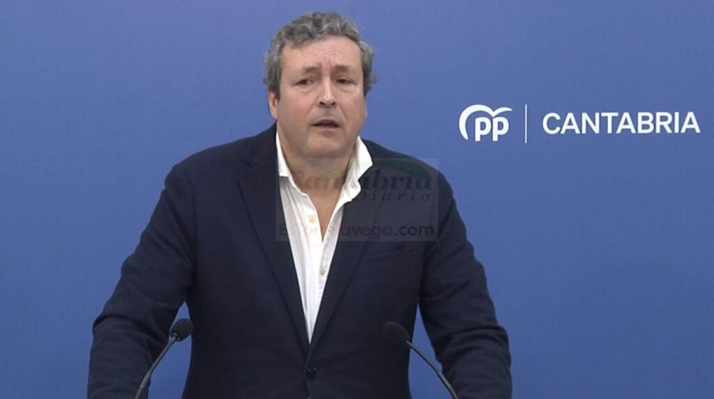 El senador autonómico y diputado regional del PP de Cantabria, Íñigo Fernández