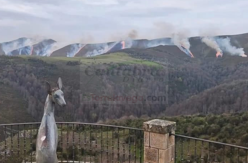 En la imagen el incendio en Vega de Liébana