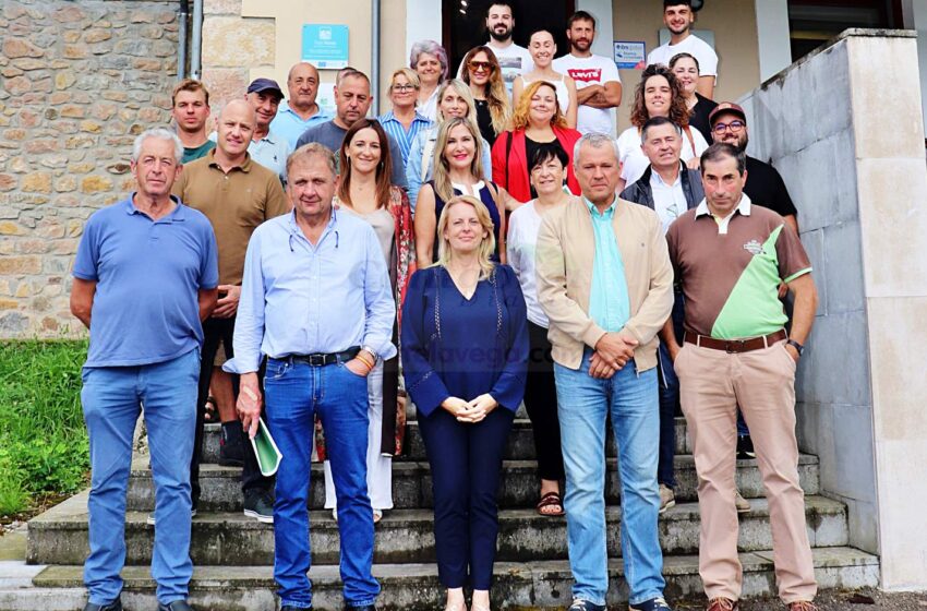  Cuatro emprendedores de San Vicente de la Barquera reciben ayudas de dinamización rural para proyectos